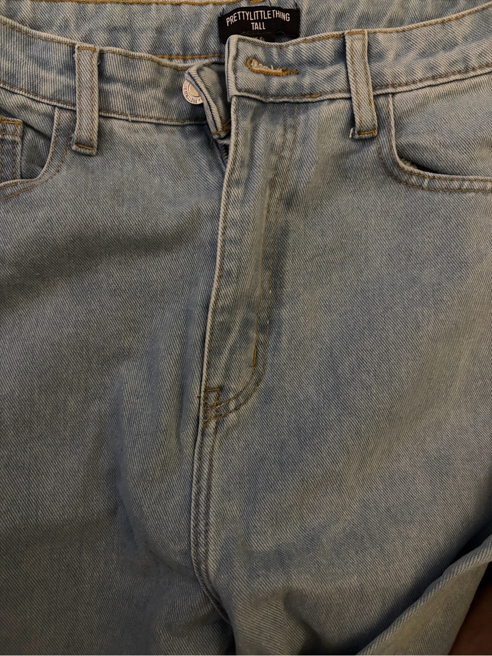 PrettyLittleThing Tall Light Blue Jeans